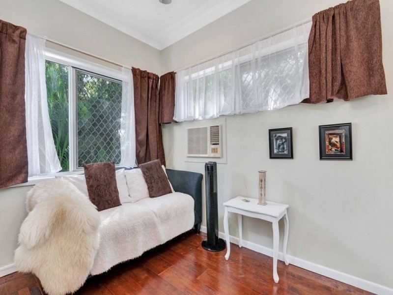 1/690 Bruce Highway, Woree QLD 4868