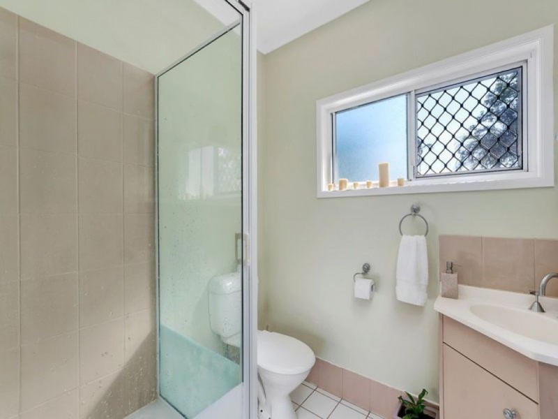 1/690 Bruce Highway, Woree QLD 4868