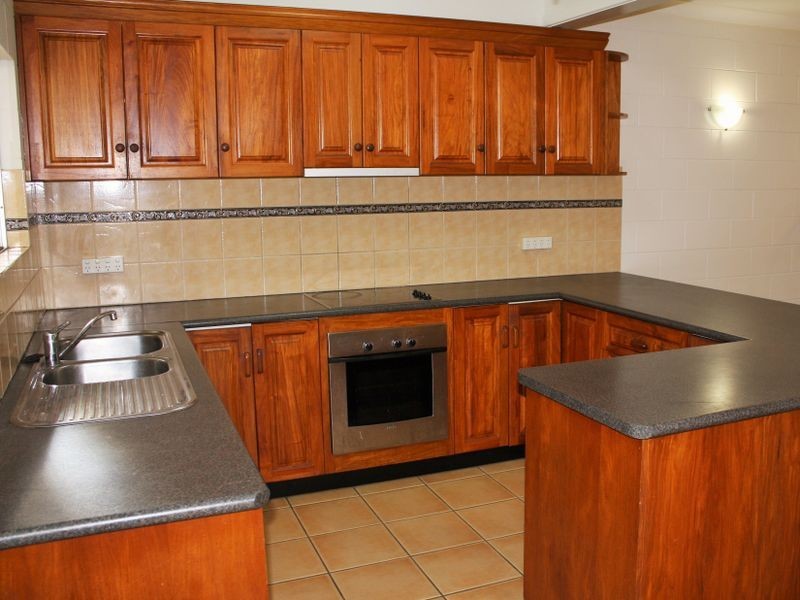 5 Pearl Close, Bayview Heights QLD 4868
