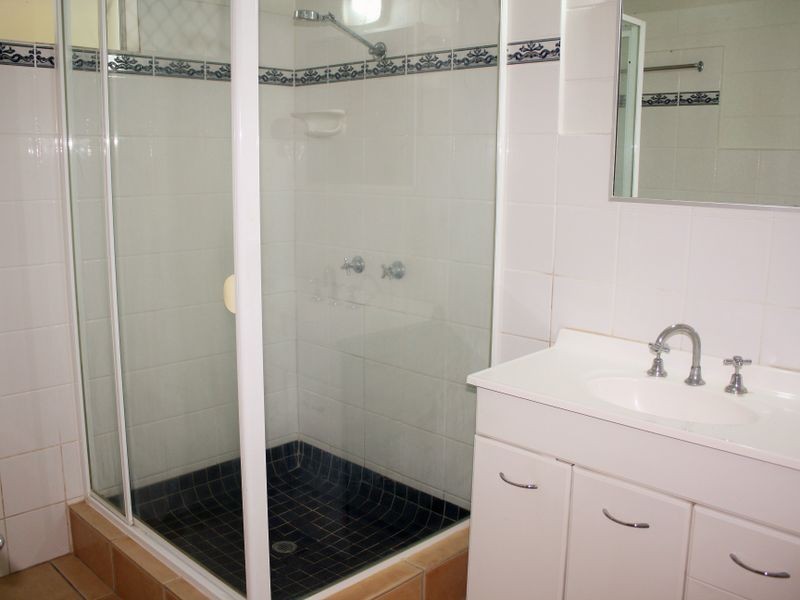 5 Pearl Close, Bayview Heights QLD 4868