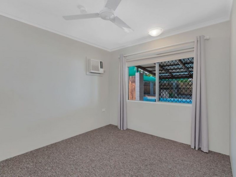 10 Quamby Close, White Rock QLD 4868