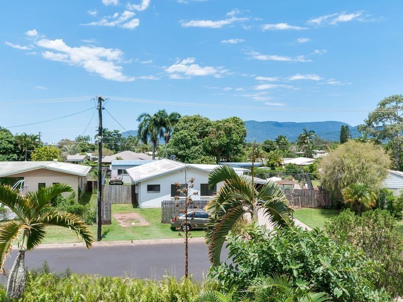 5-7 Lyndel Drive, Woree QLD 4868