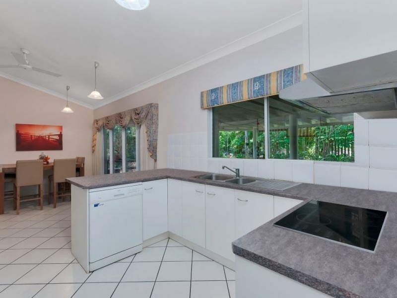 13 Bloomfield Close, Mount Sheridan QLD 4868