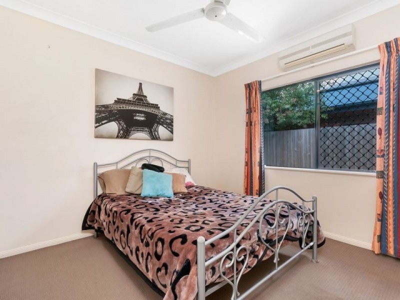 7 Beck Close, Bentley Park QLD 4869