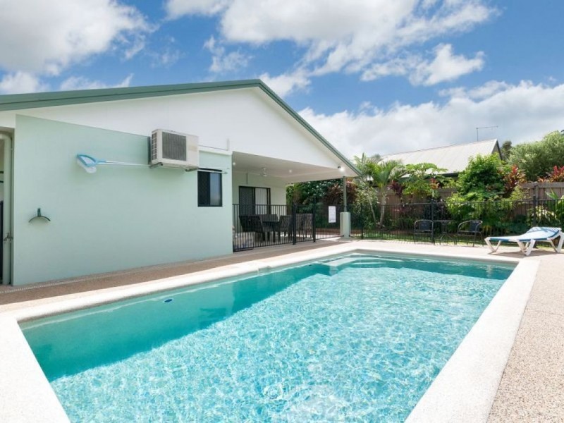 7 Beck Close, Bentley Park QLD 4869