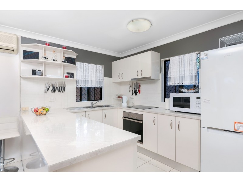 3/14 Rowe Street, Earlville QLD 4870