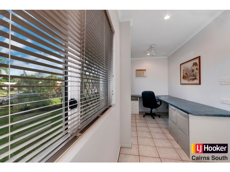 80 Bathurst Drive, Bentley Park QLD 4869