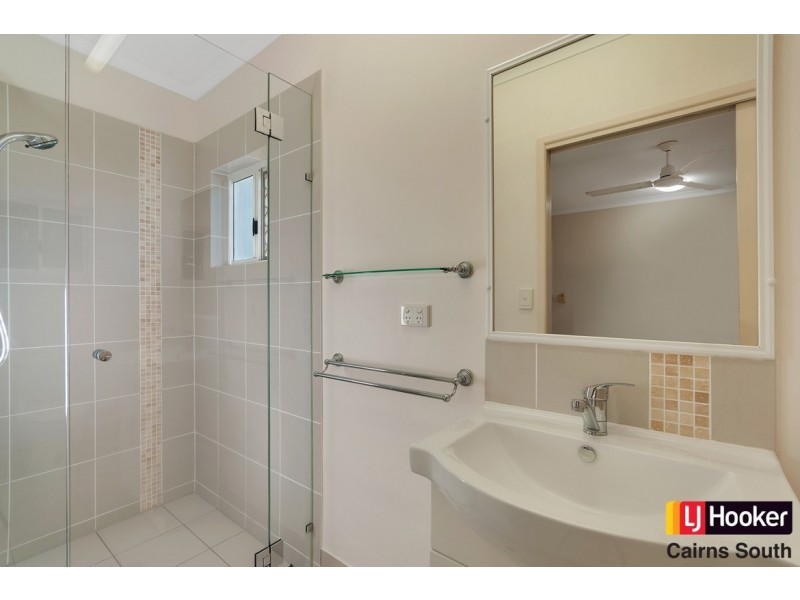 80 Bathurst Drive, Bentley Park QLD 4869