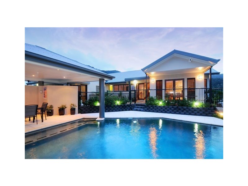 5 Hilltop Close, Bayview Heights QLD 4868