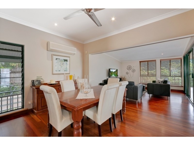 5 Hilltop Close, Bayview Heights QLD 4868