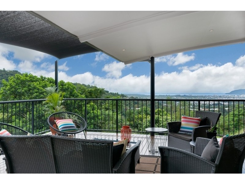 5 Hilltop Close, Bayview Heights QLD 4868