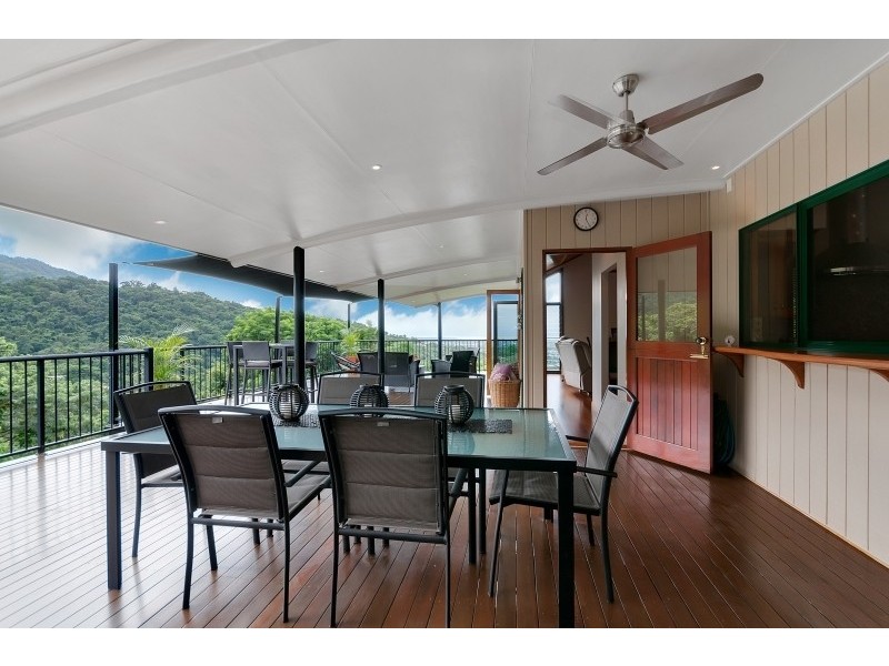 5 Hilltop Close, Bayview Heights QLD 4868