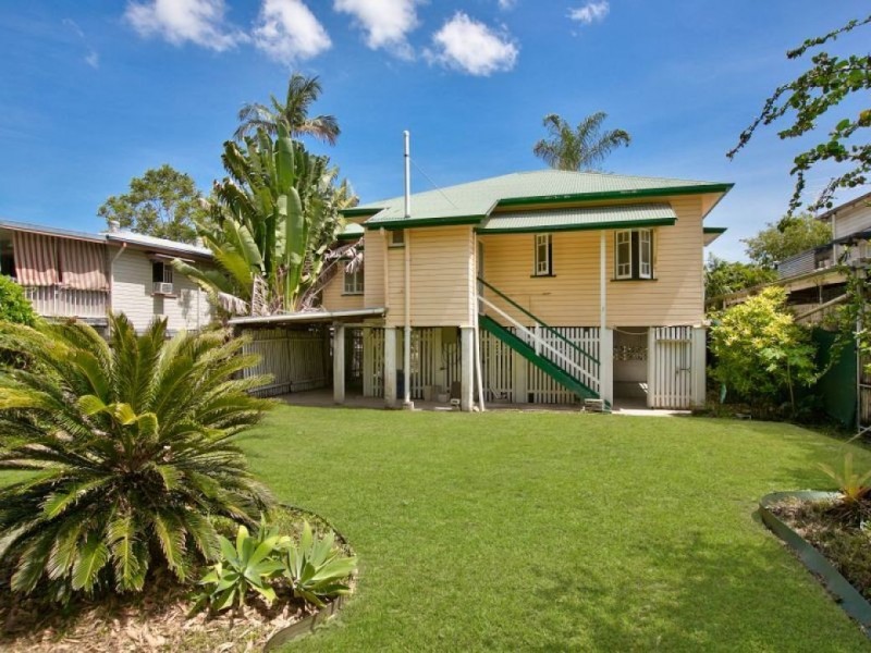 8 Rowe Street, Earlville QLD 4870