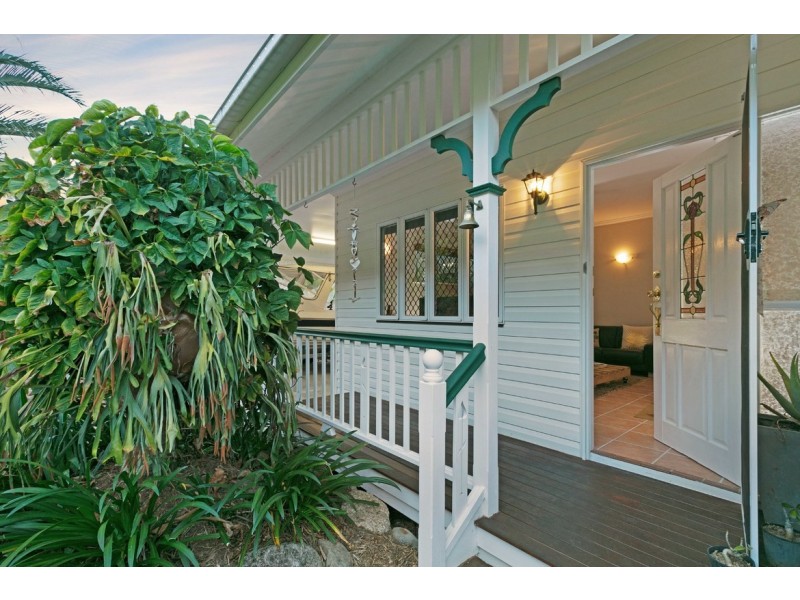 9 Goodsell Drive, Bentley Park QLD 4869