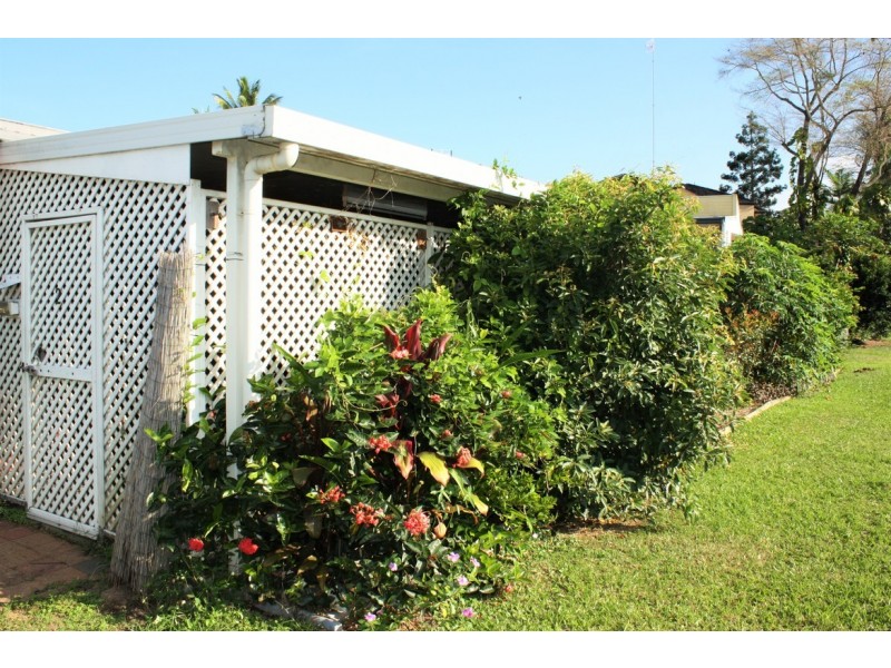 2/55 Ishmael Road, Earlville QLD 4870