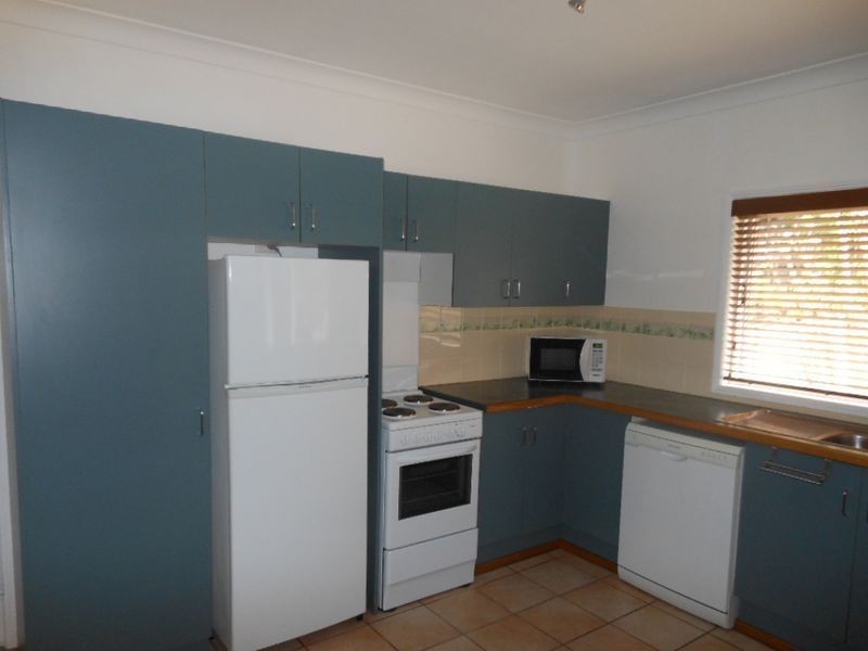 2/42 Mason Street, Stratford QLD 4870