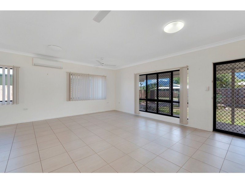 4 Nimroud Close, Mount Sheridan QLD 4868