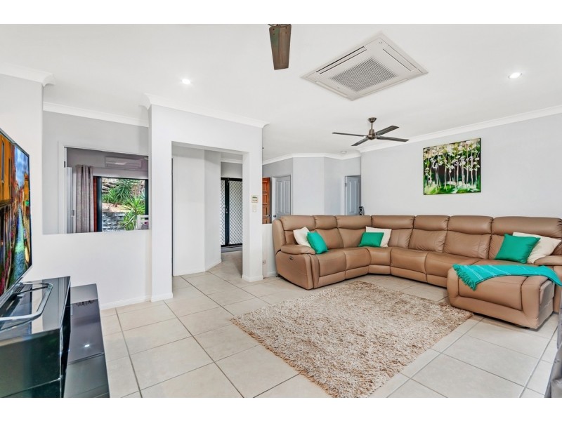1 Maynard Close, Mount Sheridan QLD 4868
