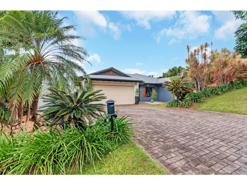 1 Maynard Close, Mount Sheridan QLD 4868