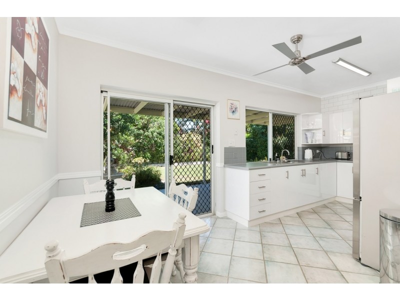 6 Wiskar Close, Bentley Park QLD 4869