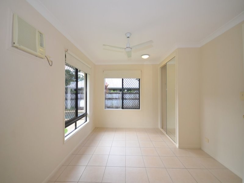 16 Fitzmaurice Drive, Bentley Park QLD 4869