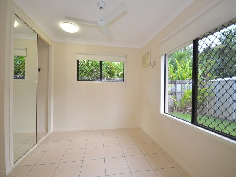 16 Fitzmaurice Drive, Bentley Park QLD 4869