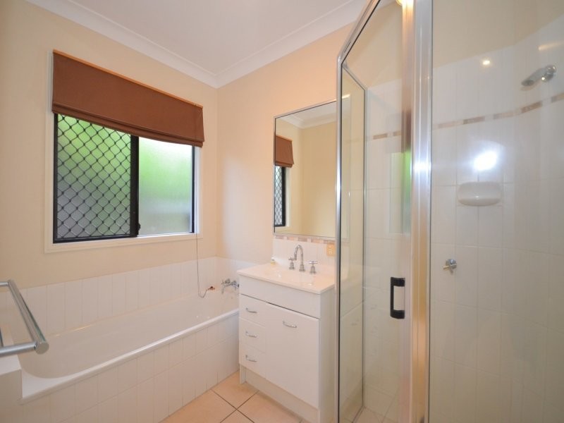 16 Fitzmaurice Drive, Bentley Park QLD 4869