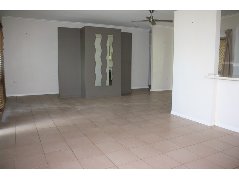 9 Mermaid Close, Bentley Park QLD 4869