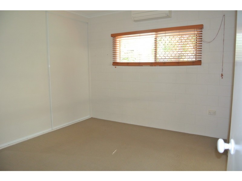 9 Mermaid Close, Bentley Park QLD 4869