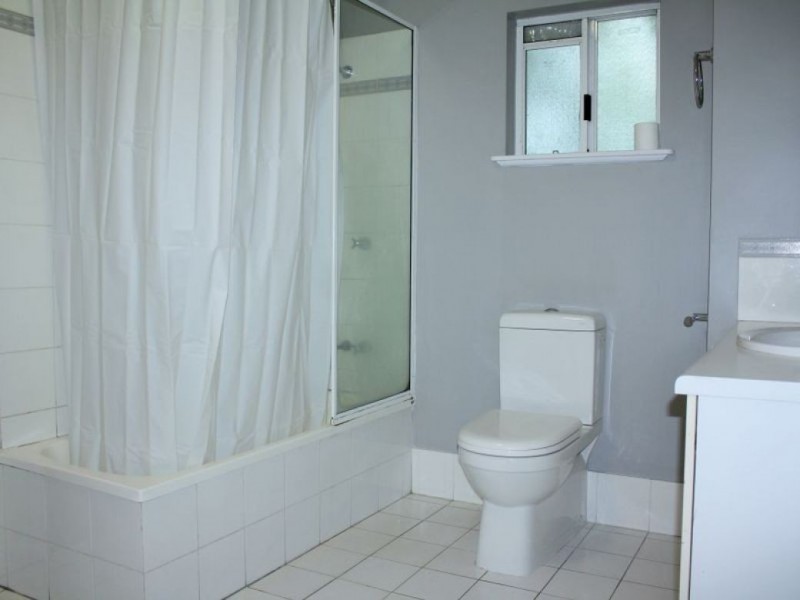 24/176 Spence Street, Cairns QLD 4870