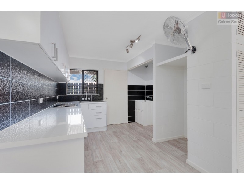 2/28 Girralong Street, Woree QLD 4868