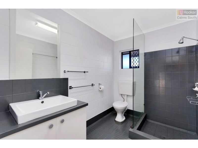 2/28 Girralong Street, Woree QLD 4868