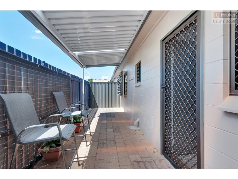 2/28 Girralong Street, Woree QLD 4868
