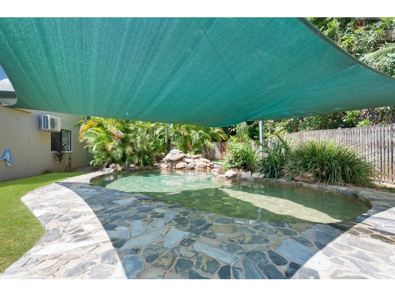 2/28 Girralong Street, Woree QLD 4868