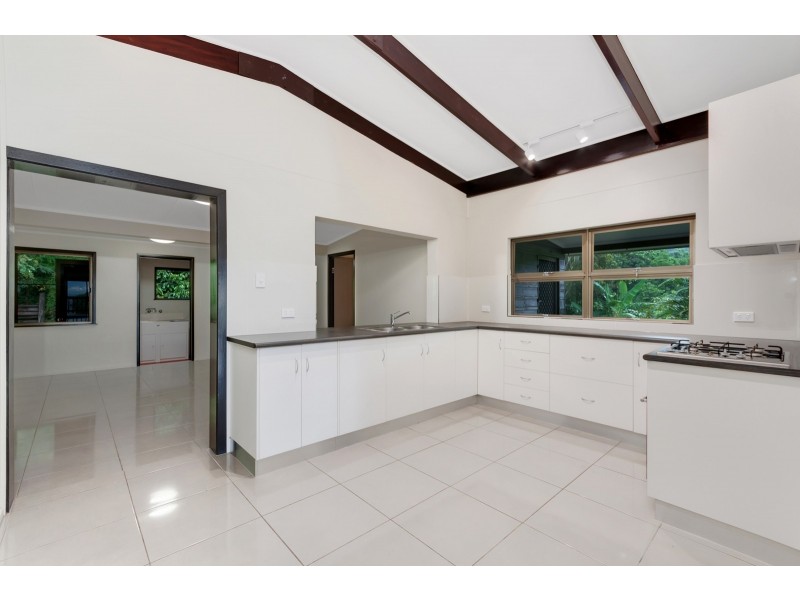 38-40 Lake Morris Road, Kanimbla QLD 4870