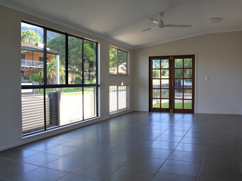 61 Fairview Street, Bayview Heights QLD 4868