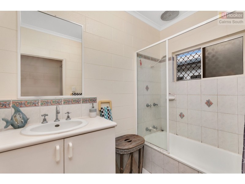 31 Opaline Close, Brinsmead QLD 4870