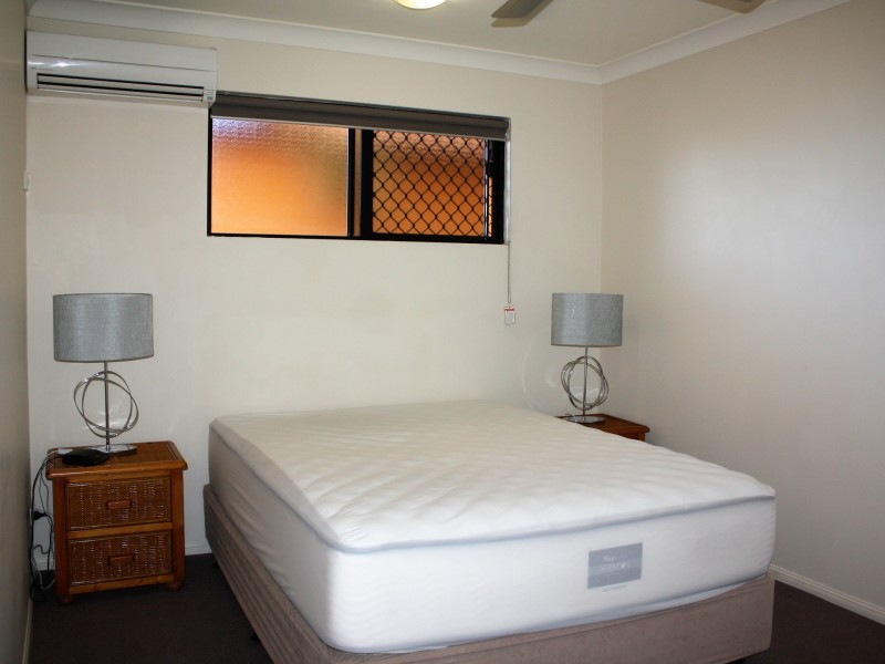 39/255 Lake Street, Cairns North QLD 4870