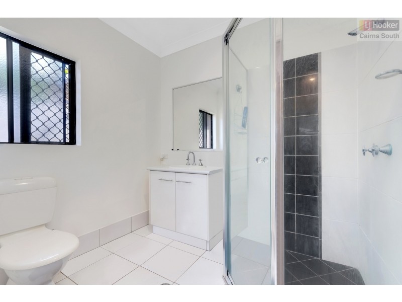 3 Angel Close, Kanimbla QLD 4870