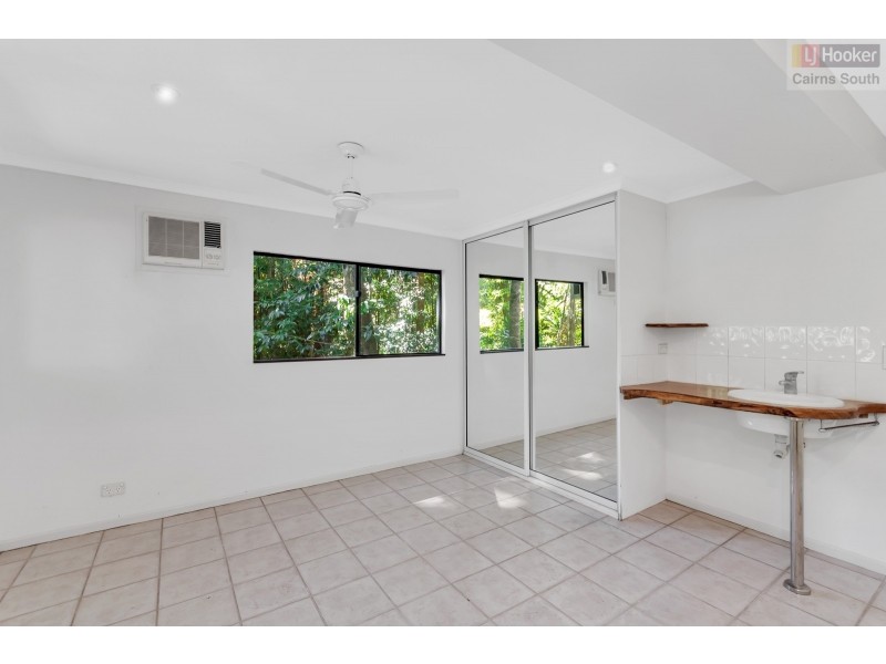 112 Mansfield Street, Earlville QLD 4870