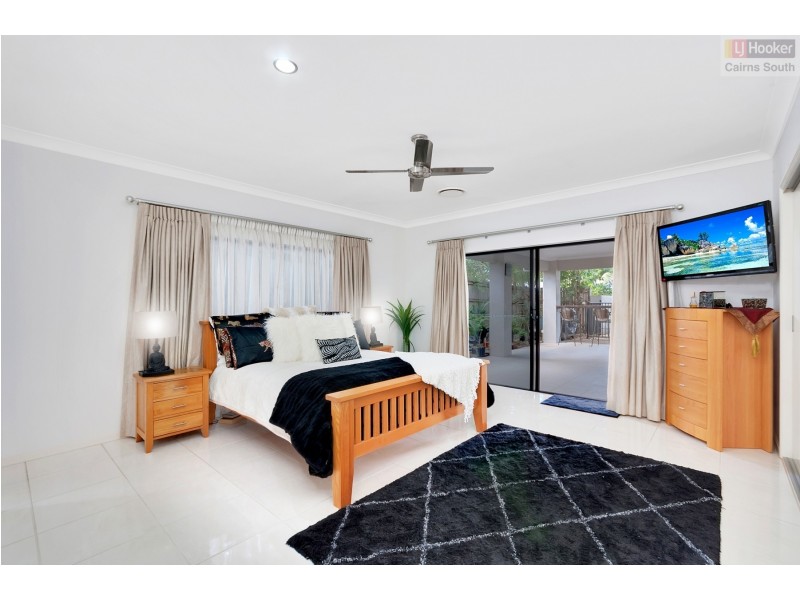 10 Shelbourne Street, Bentley Park QLD 4869