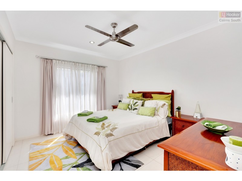 10 Shelbourne Street, Bentley Park QLD 4869