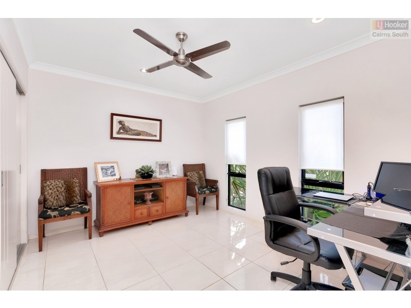 10 Shelbourne Street, Bentley Park QLD 4869