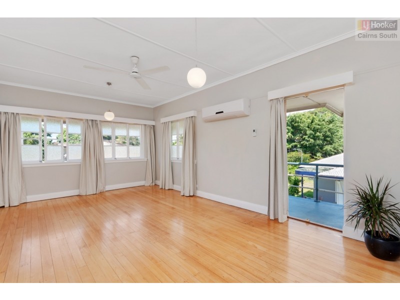 1/14 Casella Street, Earlville QLD 4870