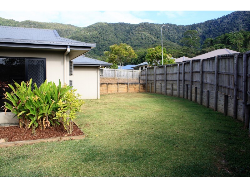 3 Lockyer Crescent, Bentley Park QLD 4869