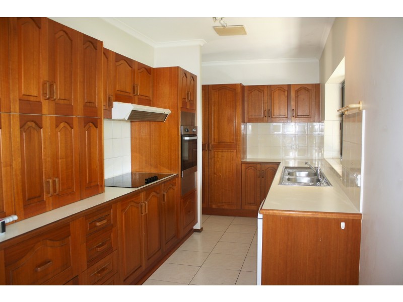 36 Gouldian Street, Bayview Heights QLD 4868