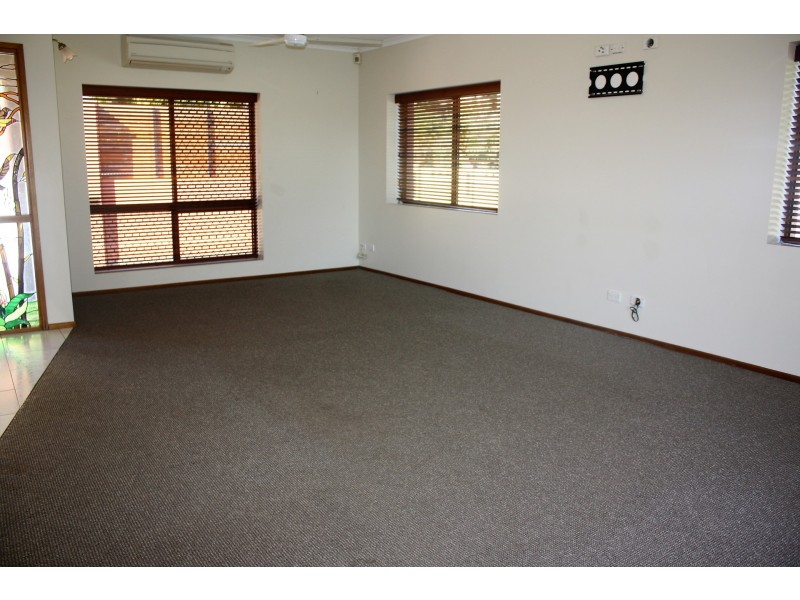 36 Gouldian Street, Bayview Heights QLD 4868