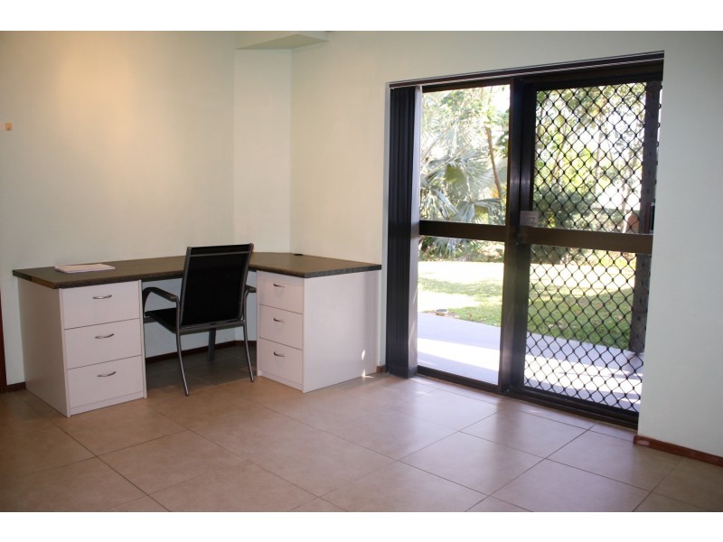36 Gouldian Street, Bayview Heights QLD 4868