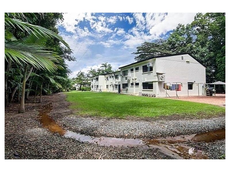 2/4 McPherson Close, Edge Hill QLD 4870