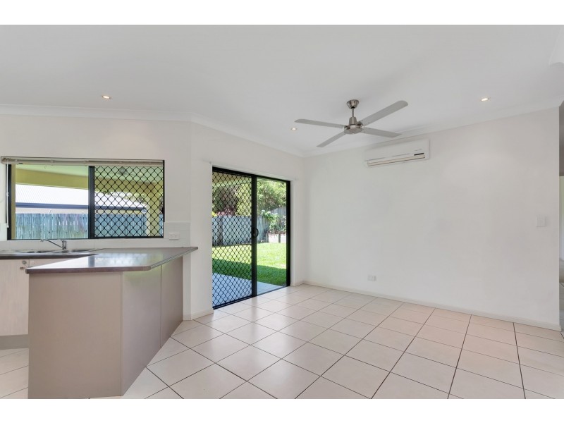 30 Hideaway Close, Palm Cove QLD 4879